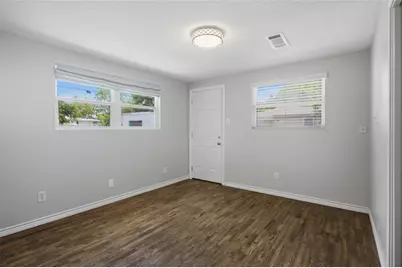4930 Donnelly Avenue, Fort Worth, TX 76107 - Photo 16