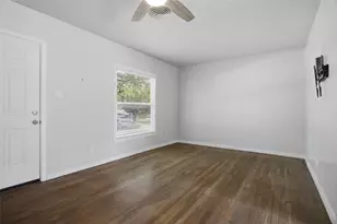 4930 Donnelly Ave, Fort Worth, TX 76107 - Photo 6