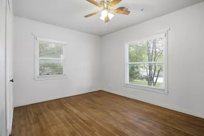 4930 Donnelly Avenue, Fort Worth, TX 76107 - Photo 22