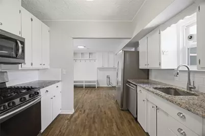 4930 Donnelly Avenue, Fort Worth, TX 76107 - Photo 10