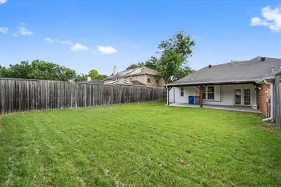 812 Fall Drive, Allen, TX 75002 - Photo 4