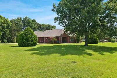 855 Cross Timbers Drive, Lowry Crossing, TX 75069 - Photo 2