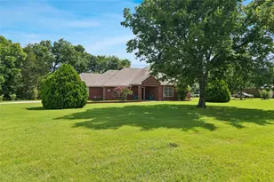855 Cross Timbers Dr, Lowry Crossing, TX 75069 - Photo 2