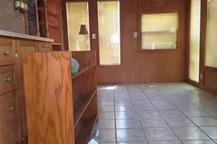 702 Milky Way, Garland, TX 75040 - Photo 4
