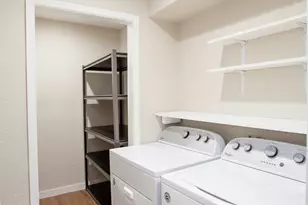 3346 Townsend Dr, Dallas, TX 75229 - Photo 24