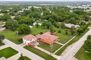 618 W 5th St, Justin, TX 76247 - Photo 1
