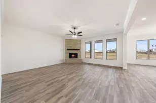 440 Paradise Ridge Dr, Waxahachie, TX 75167 - Photo 8