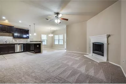 429 Roger Graves Circle, McKinney, TX 75072 - Photo 4