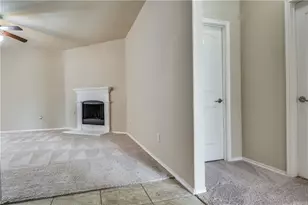 429 Roger Graves Cir, McKinney, TX 75072 - Photo 6