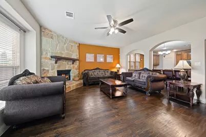 1624 Zebra Finch Drive, Little Elm, TX 75068 - Photo 4