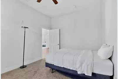2015 Volga Avenue, Dallas, TX 75216 - Photo 8