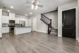 1544 Windermere Wy, Farmers Branch, TX 75234 - Photo 2