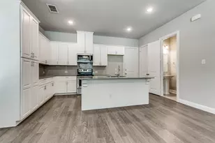 1544 Windermere Wy, Farmers Branch, TX 75234 - Photo 2