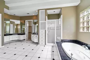 6020 Parksedge Ln, Dallas, TX 75252 - Photo 32