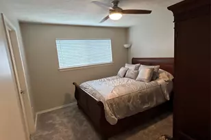 6014 Daven Oaks Dr, Dallas, TX 75248 - Photo 18
