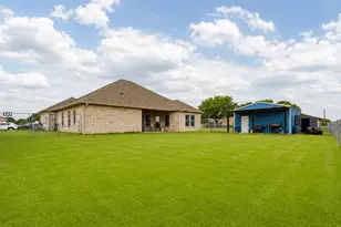 505 N Neu Dr, Lindsay, TX 76250 - Photo 32