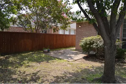 9320 Ponderosa Trail, Irving, TX 75063 - Photo 30