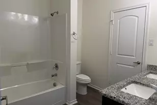 2237 Diamond Dr, Grand Prairie, TX 75051 - Photo 18