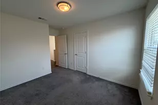 2237 Diamond Dr, Grand Prairie, TX 75051 - Photo 28