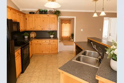 305 Bob White Street, Pittsburg, TX 75686 - Photo 8