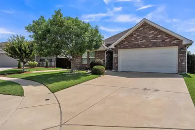 11209 Beechgrove Court, Fort Worth, TX 76140 - Photo 1
