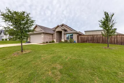 815 Wolf Springs Road, Ferris, TX 75125 - Photo 22