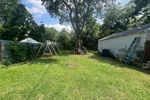 8810 Eldon Dr, Dallas, TX 75217 - Photo 16