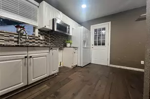 8810 Eldon Dr, Dallas, TX 75217 - Photo 2