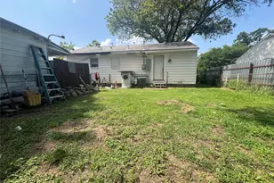 8810 Eldon Dr, Dallas, TX 75217 - Photo 12