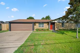 309 Gray St, Henderson, TX 75652 - Photo 1