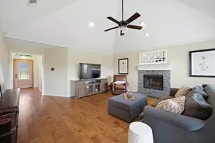 2741 Fox Glenn Ct, Hurst, TX 76054 - Photo 8
