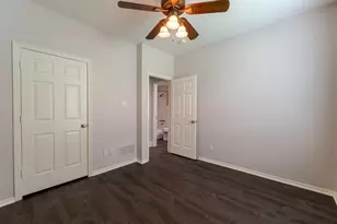 1722 Clydesdale Ct, Rowlett, TX 75088 - Photo 24