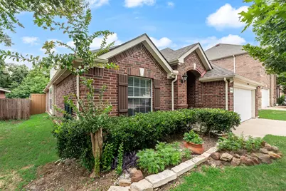 10128 Longranger Drive, Fort Worth, TX 76053 - Photo 2