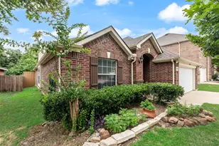 10128 Longranger Dr, Fort Worth, TX 76053 - Photo 2