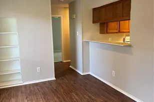 1010 Irene St, Burleson, TX 76028 - Photo 6
