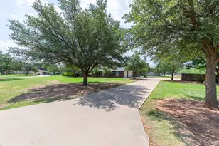 5433 Meadow Dr, Abilene, TX 79606 - Photo 40