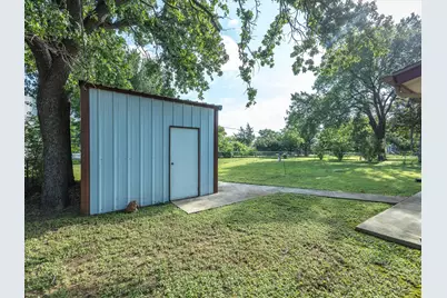 309 Greathouse Street, Bridgeport, TX 76426 - Photo 28