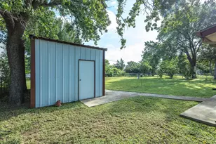 309 Greathouse St, Bridgeport, TX 76426 - Photo 28