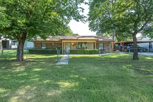 309 Greathouse St, Bridgeport, TX 76426 - Photo 32
