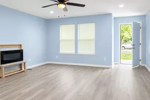 610 W Austin St, Paris, TX 75460 - Photo 12