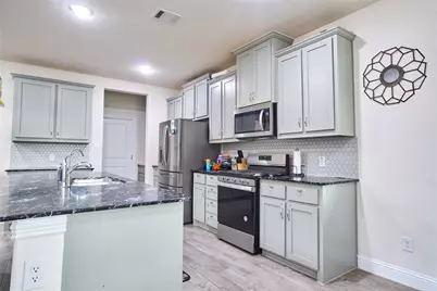 6029 Wildflower Way, Little Elm, TX 76227 - Photo 10