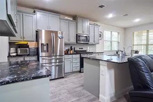 6029 Wildflower Wy, Little Elm, TX 76227 - Photo 8
