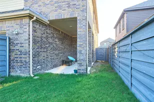 6029 Wildflower Wy, Little Elm, TX 76227 - Photo 32