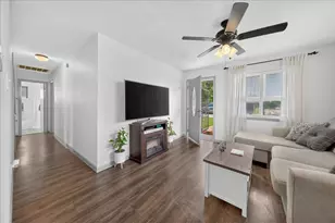 4956 Dunbar St, Fort Worth, TX 76105 - Photo 6