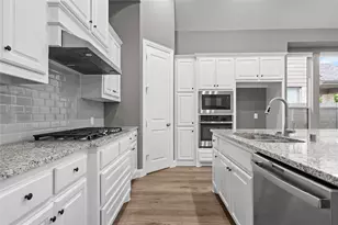 1221 15th St, Argyle, TX 76226 - Photo 10