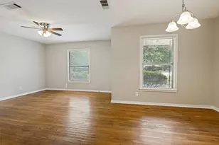 219 Harman St, Duncanville, TX 75116 - Photo 10