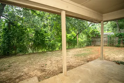 2019 W Nathan Lowe Road, Arlington, TX 76017 - Photo 18