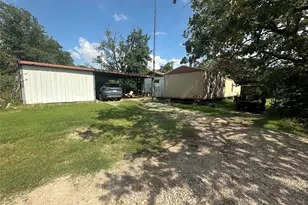 306 Co Rd 3677, Paradise, TX 76073 - Photo 6