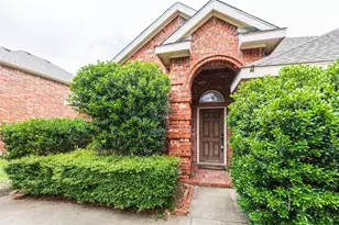 9127 Aristocrat Ln, Frisco, TX 75033 - Photo 2