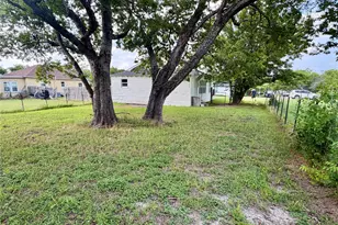 217 Dunlap, Italy, TX 76651 - Photo 22